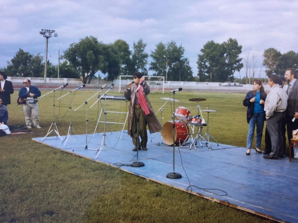 Akop preaching in Meleuz, 1991